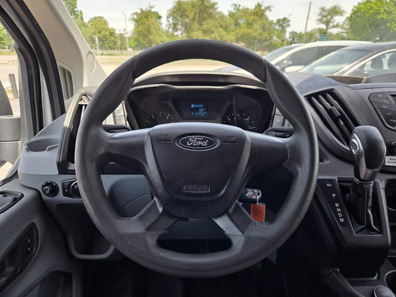 Ford Transit 150 Van Low Roof 60/40 Pass. 130-in. WB 2018