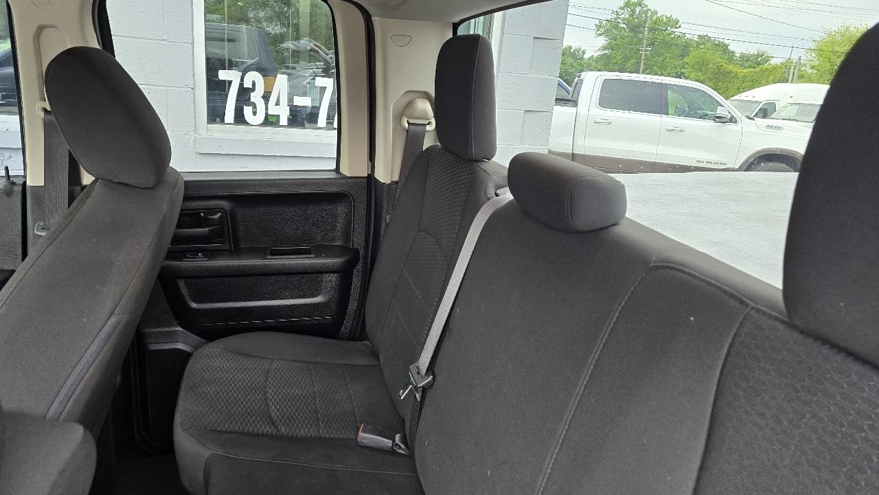 RAM 1500 Classic Tradesman Quad Cab 4WD 2020