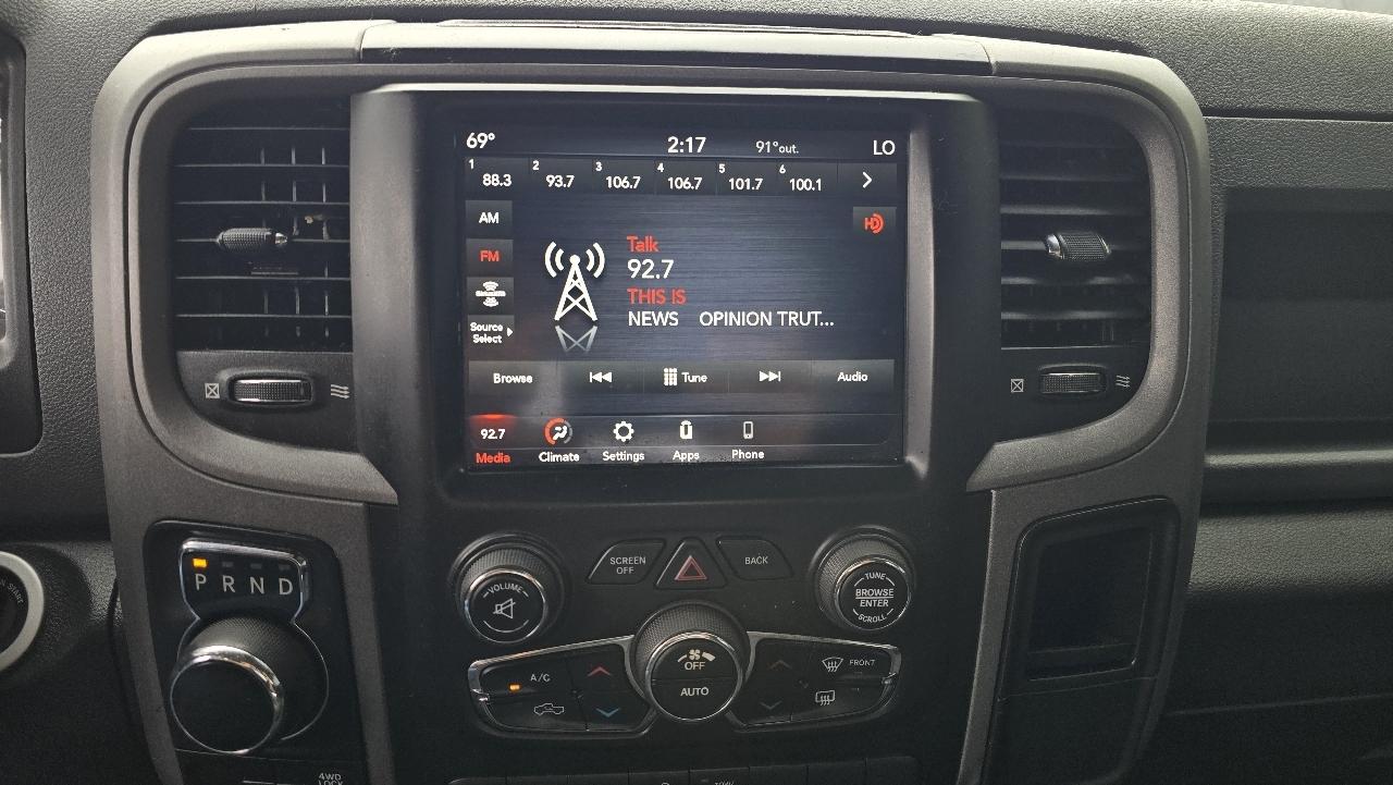 RAM 1500 Classic Tradesman Quad Cab 4WD 2020