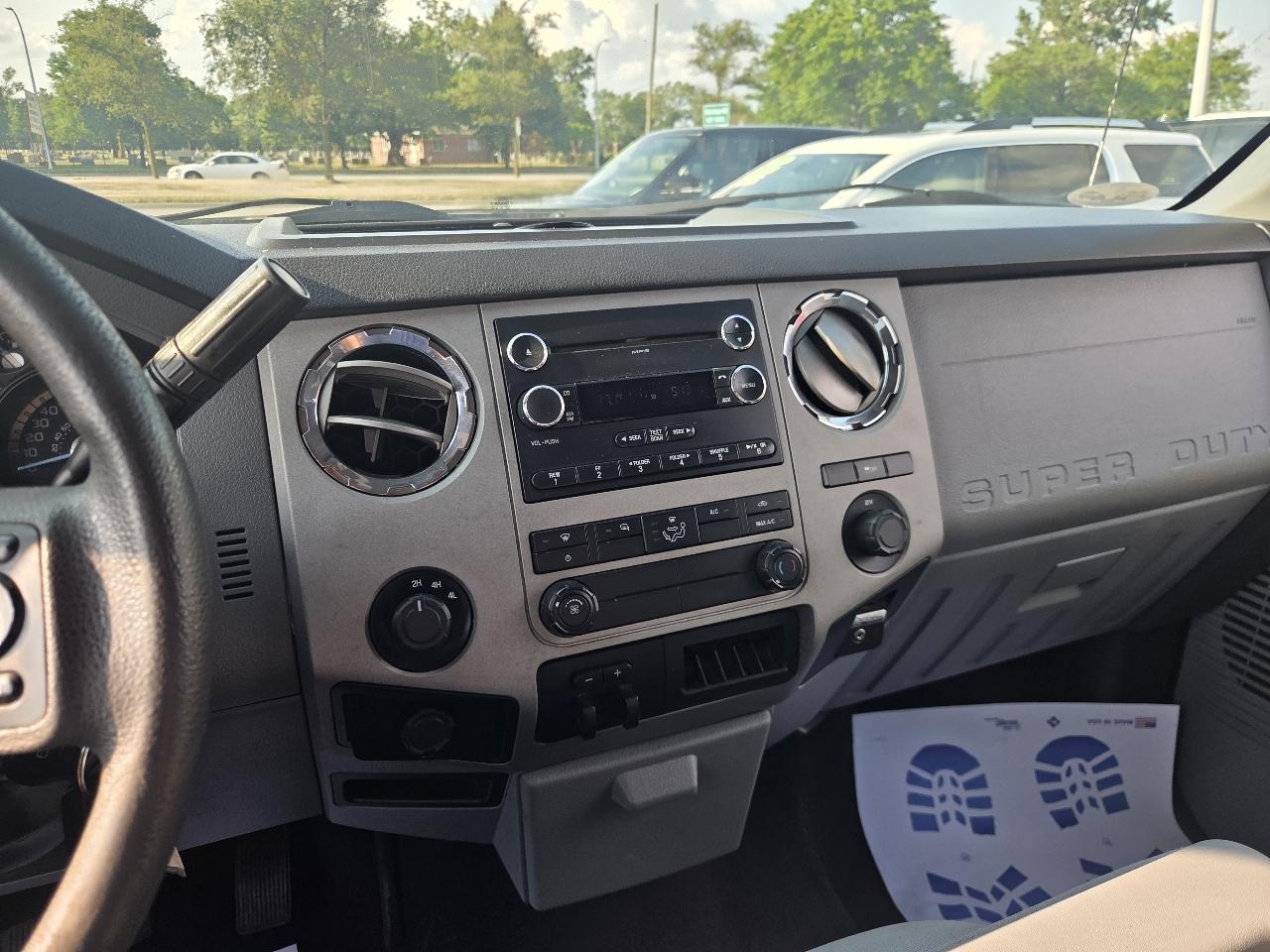 Ford F-250 SD XLT Crew Cab Long Bed 4WD 2014