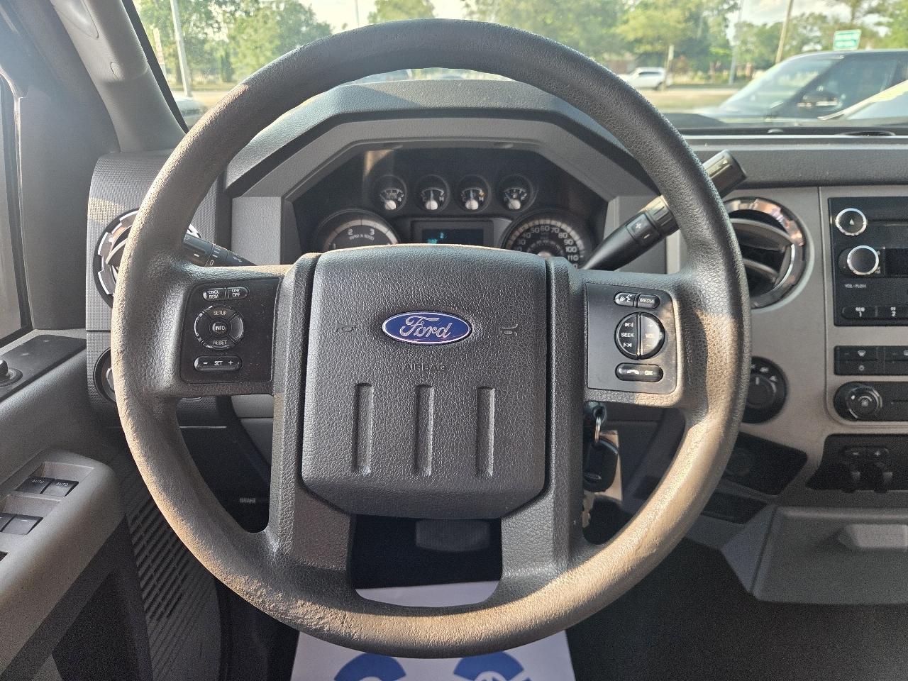 Ford F-250 SD XLT Crew Cab Long Bed 4WD 2014