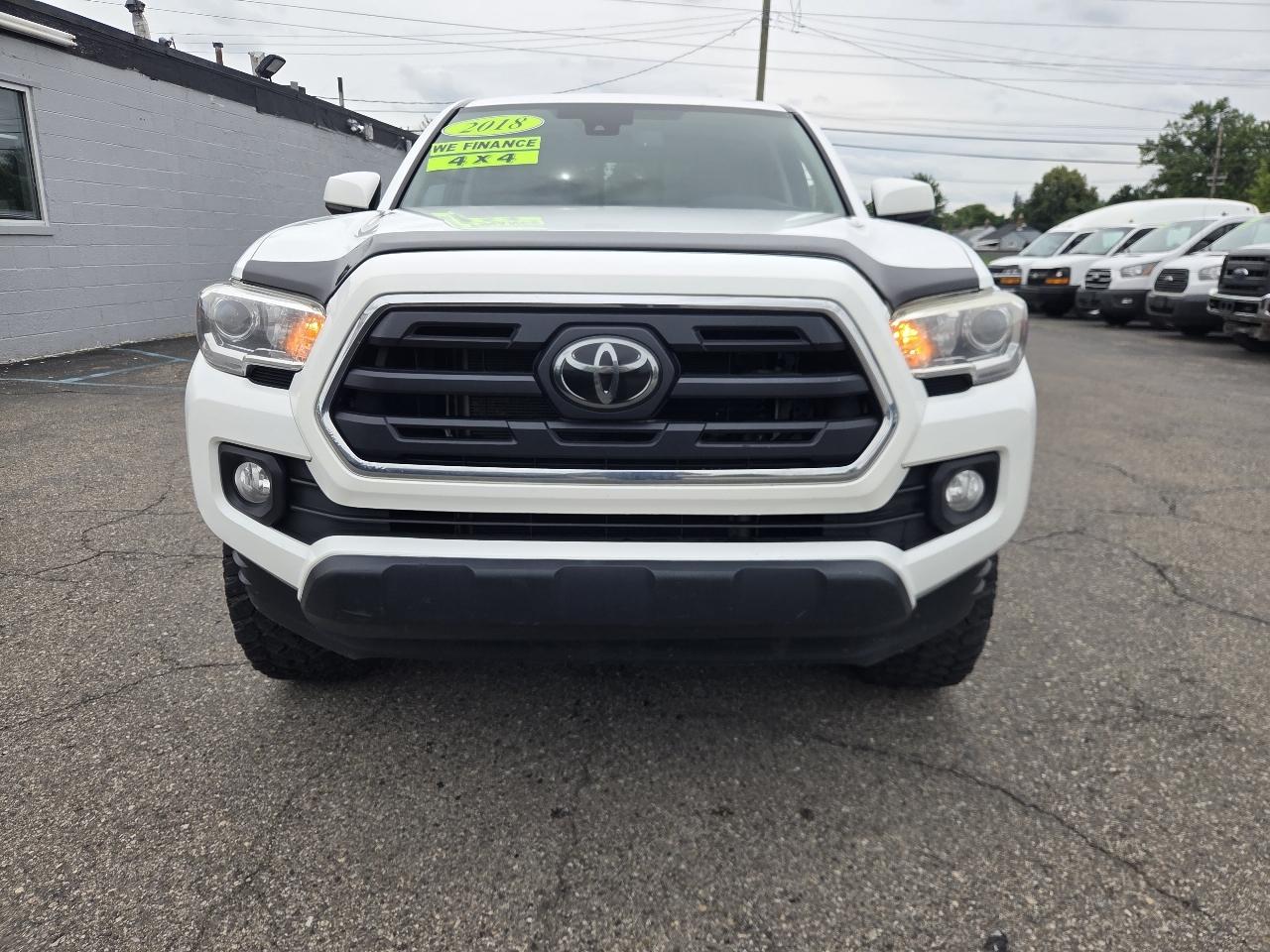 Toyota Tacoma SR5 Double Cab Super Long Bed V6 6AT 4WD 2018