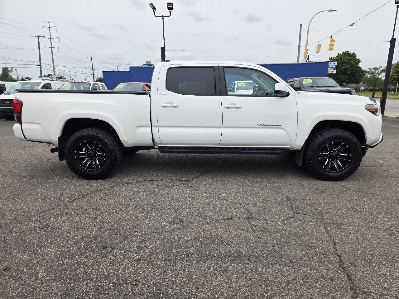 Toyota Tacoma SR5 Double Cab Super Long Bed V6 6AT 4WD 2018