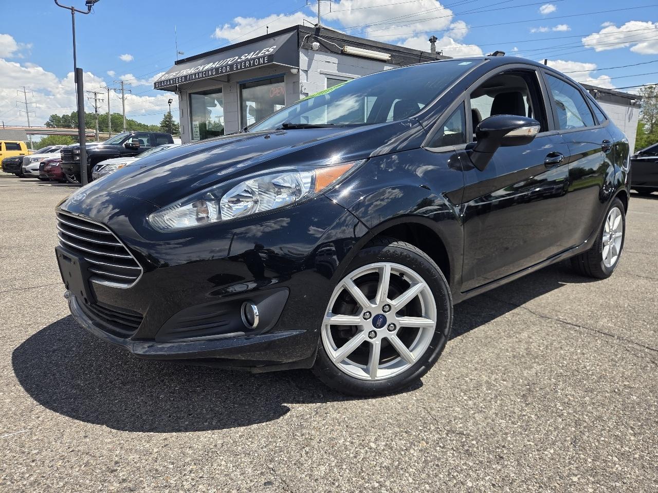 2016 Ford Fiesta SE Sedan