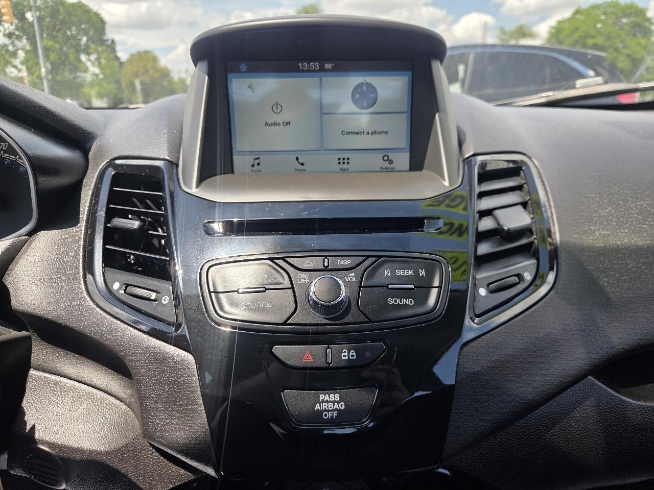 Ford Fiesta SE Sedan 2016