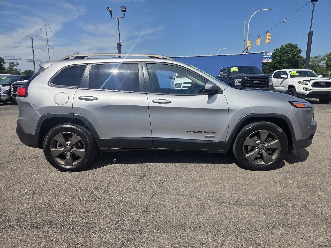 Jeep Cherokee Latitude 4WD 2016