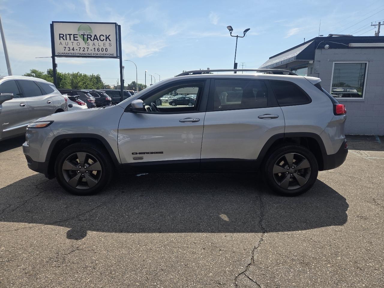 Jeep Cherokee Latitude 4WD 2016