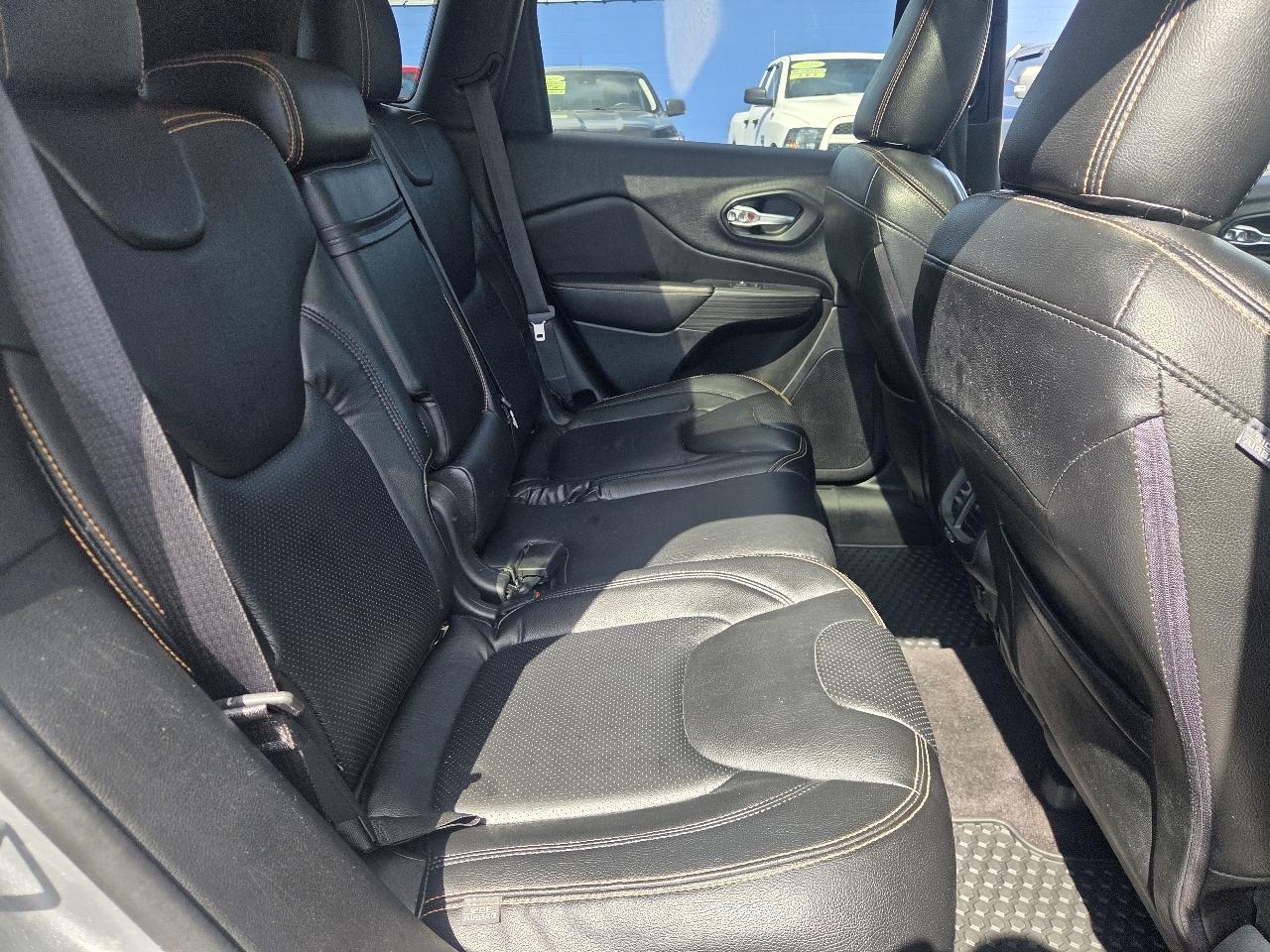 Jeep Cherokee Latitude 4WD 2016