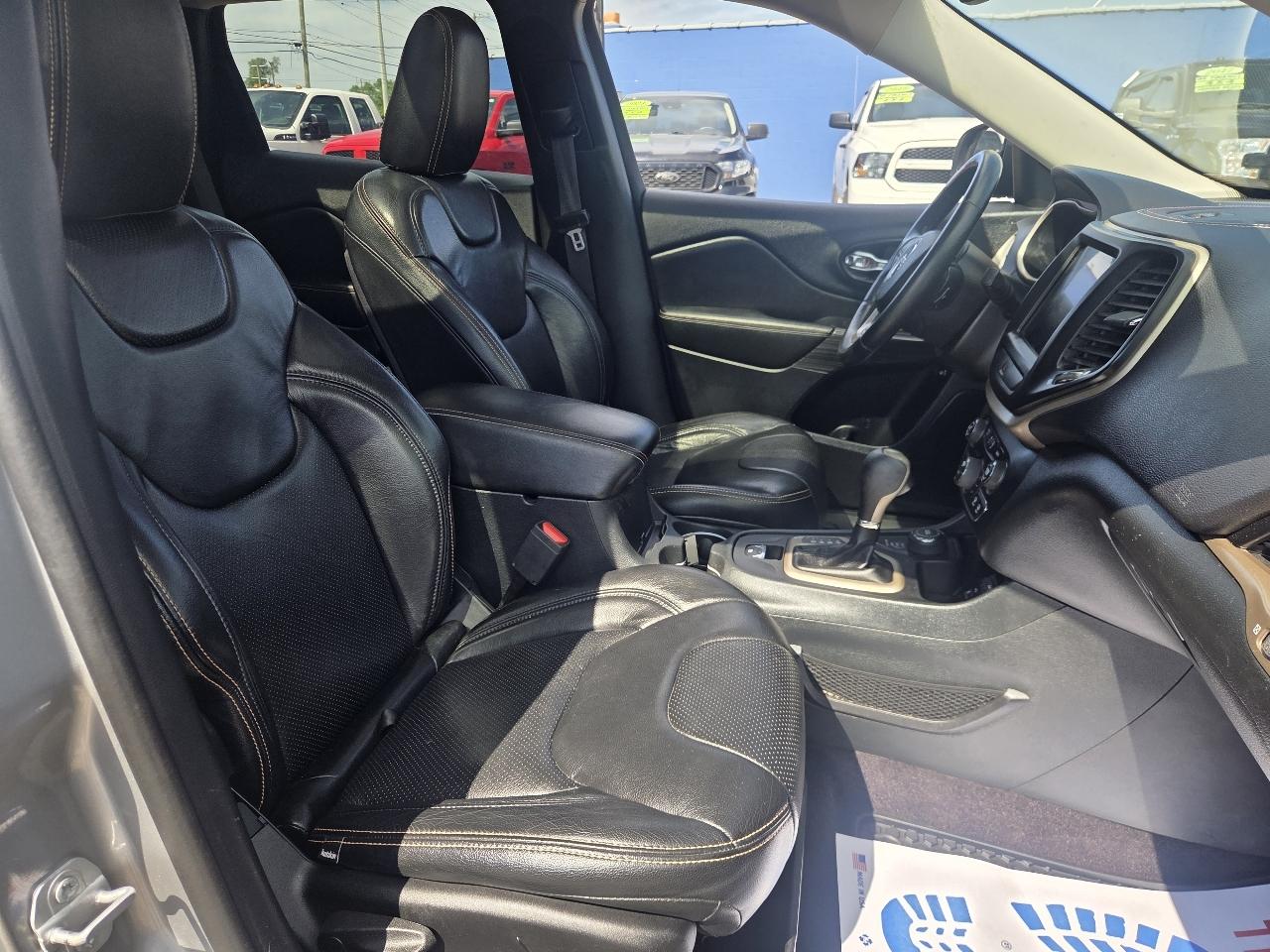 Jeep Cherokee Latitude 4WD 2016