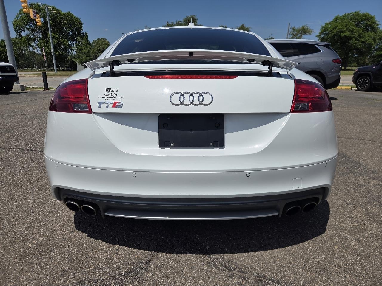 Audi TT S 2.0T quattro S tronic 2012