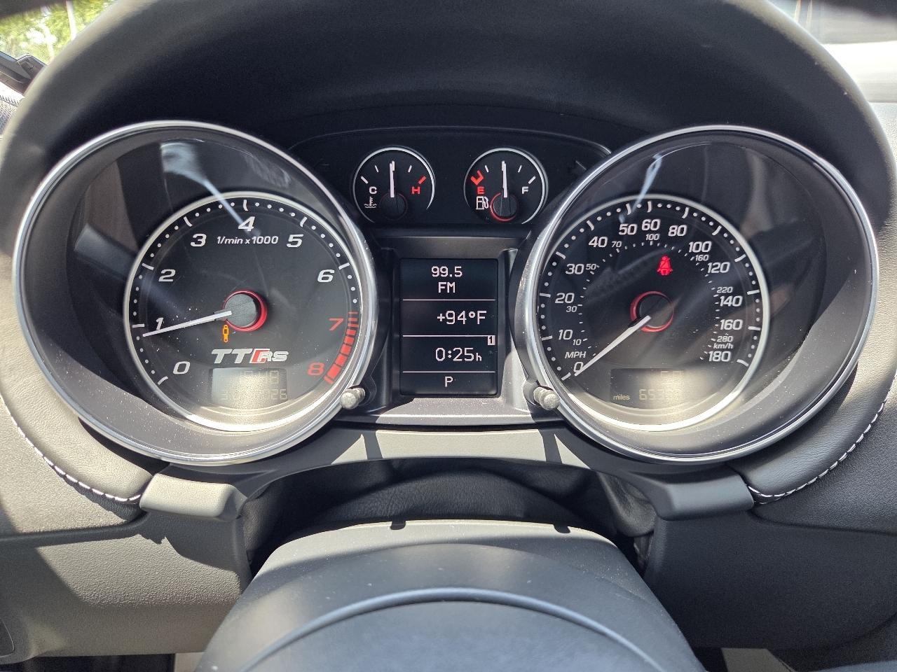Audi TT S 2.0T quattro S tronic 2012
