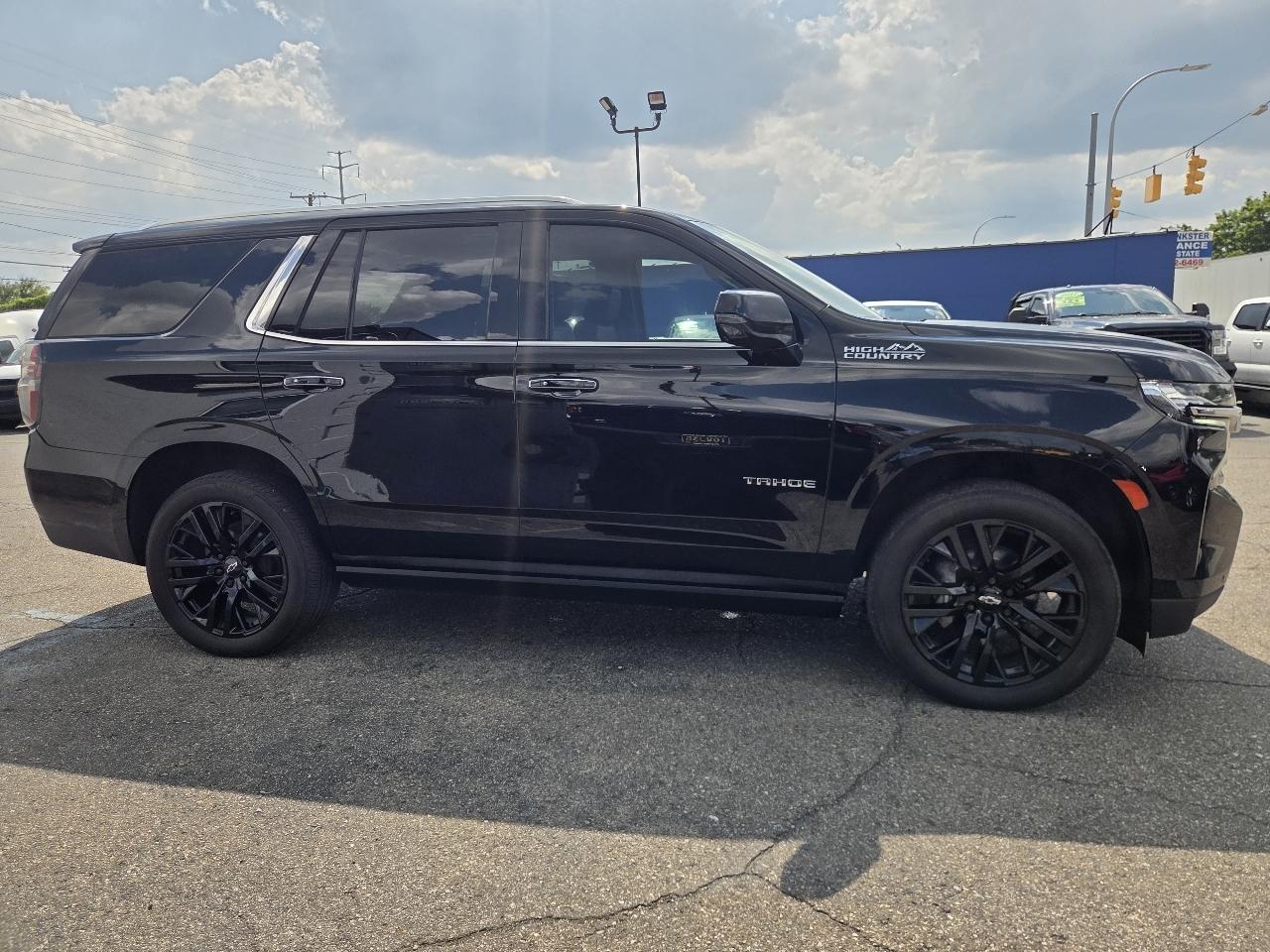 Chevrolet Tahoe High Country 4WD 2023