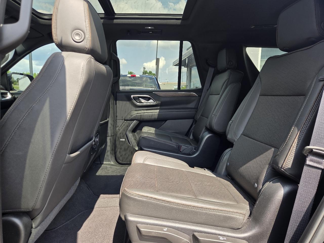 Chevrolet Tahoe High Country 4WD 2023