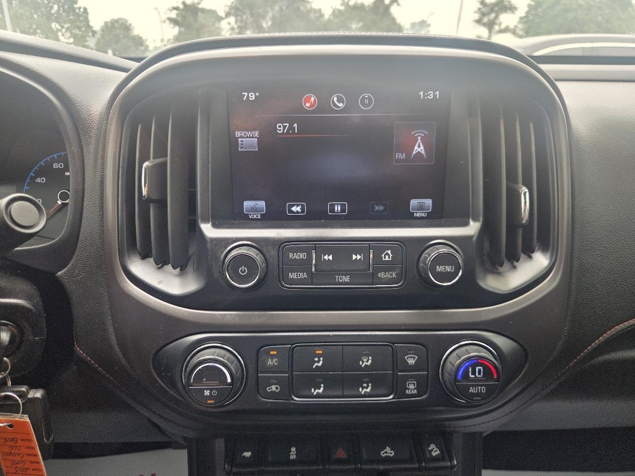 GMC Canyon SLE Crew Cab 4WD Short Box 2015