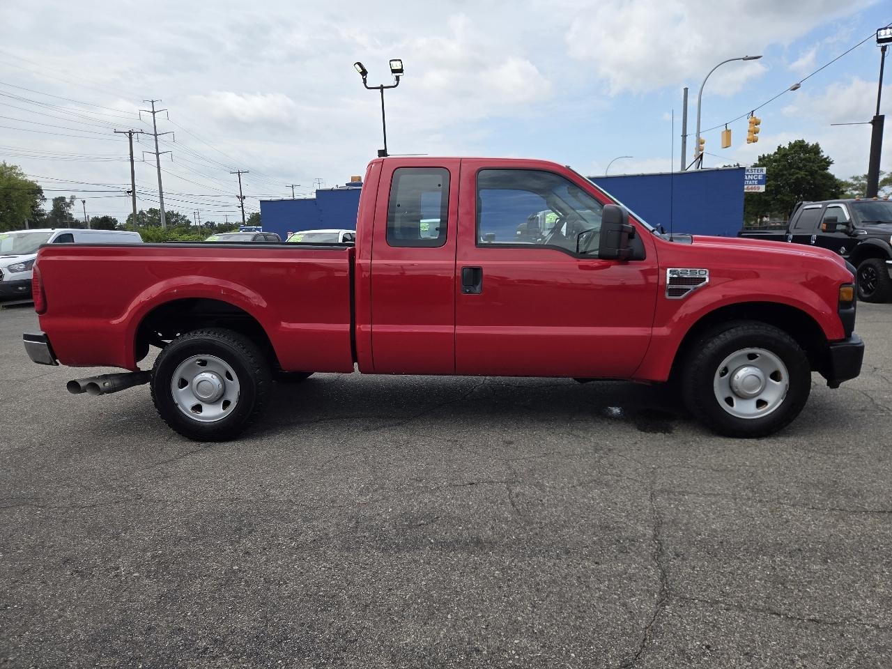 Ford F-250 SD XL SuperCab 2WD 2010
