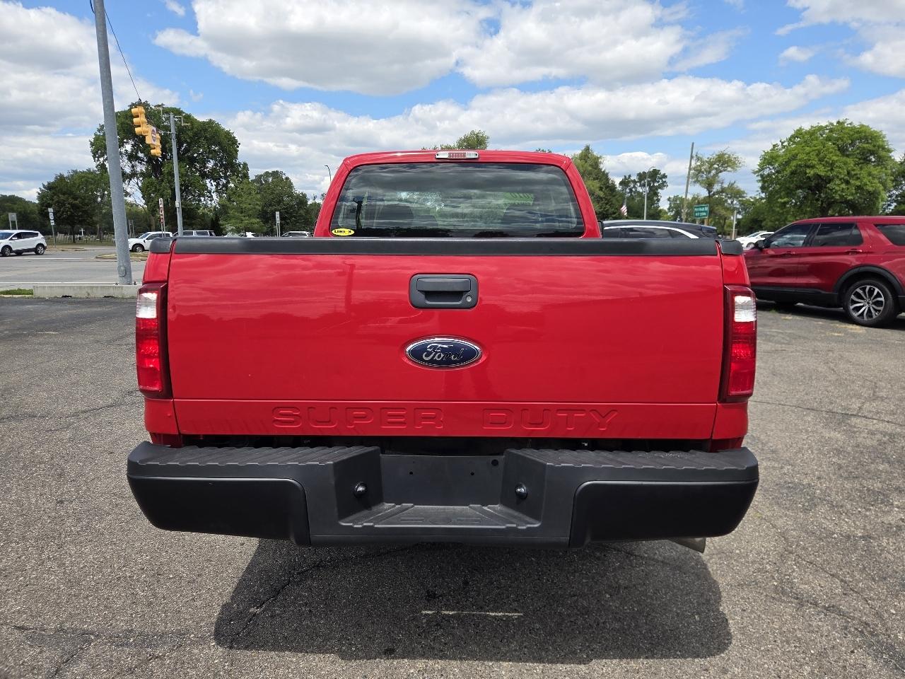 Ford F-250 SD XL SuperCab 2WD 2010