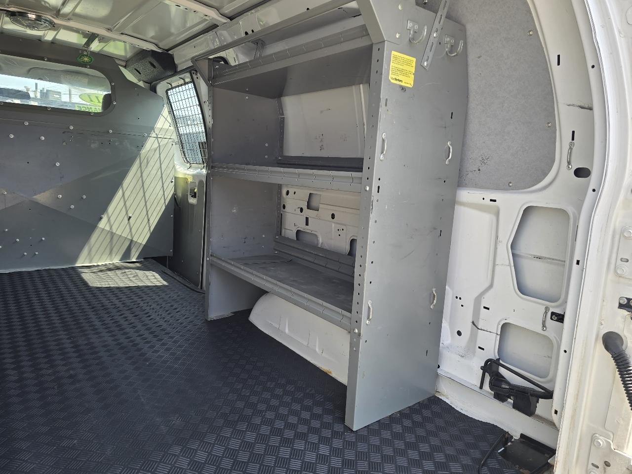 Ford Econoline E-150 2011