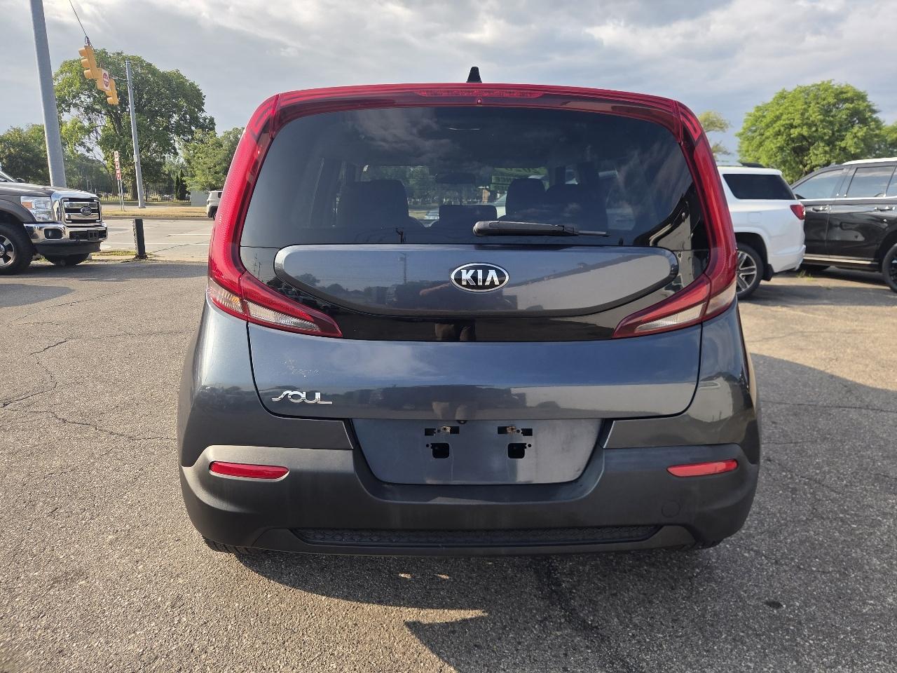 Kia Soul LX CVT 2020