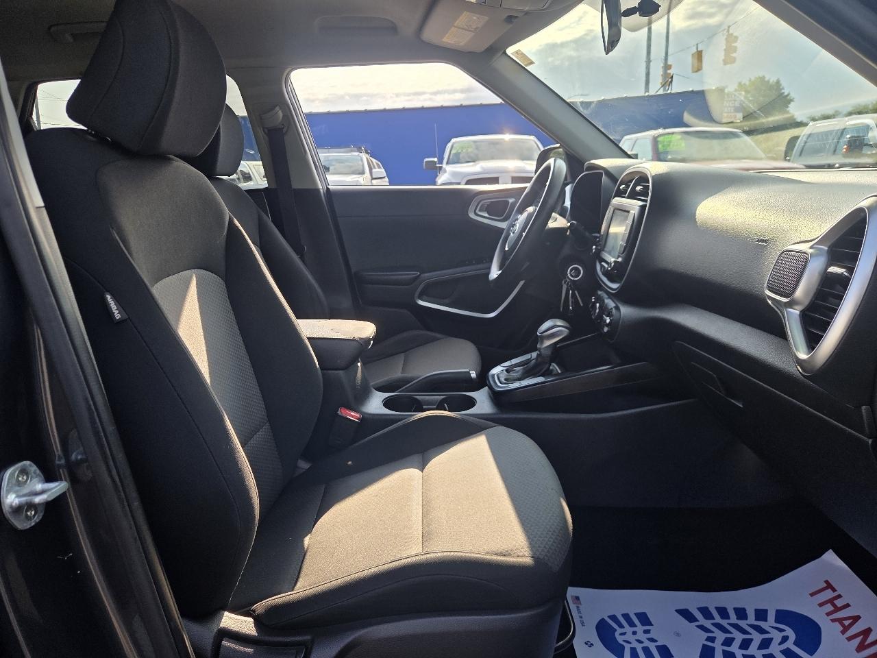 Kia Soul LX CVT 2020