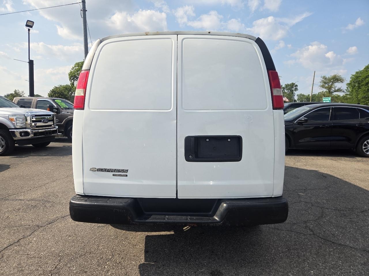 Chevrolet Express 2500  2015
