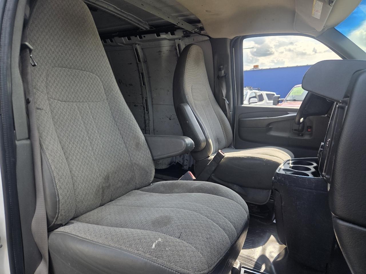 Chevrolet Express 2500  2015