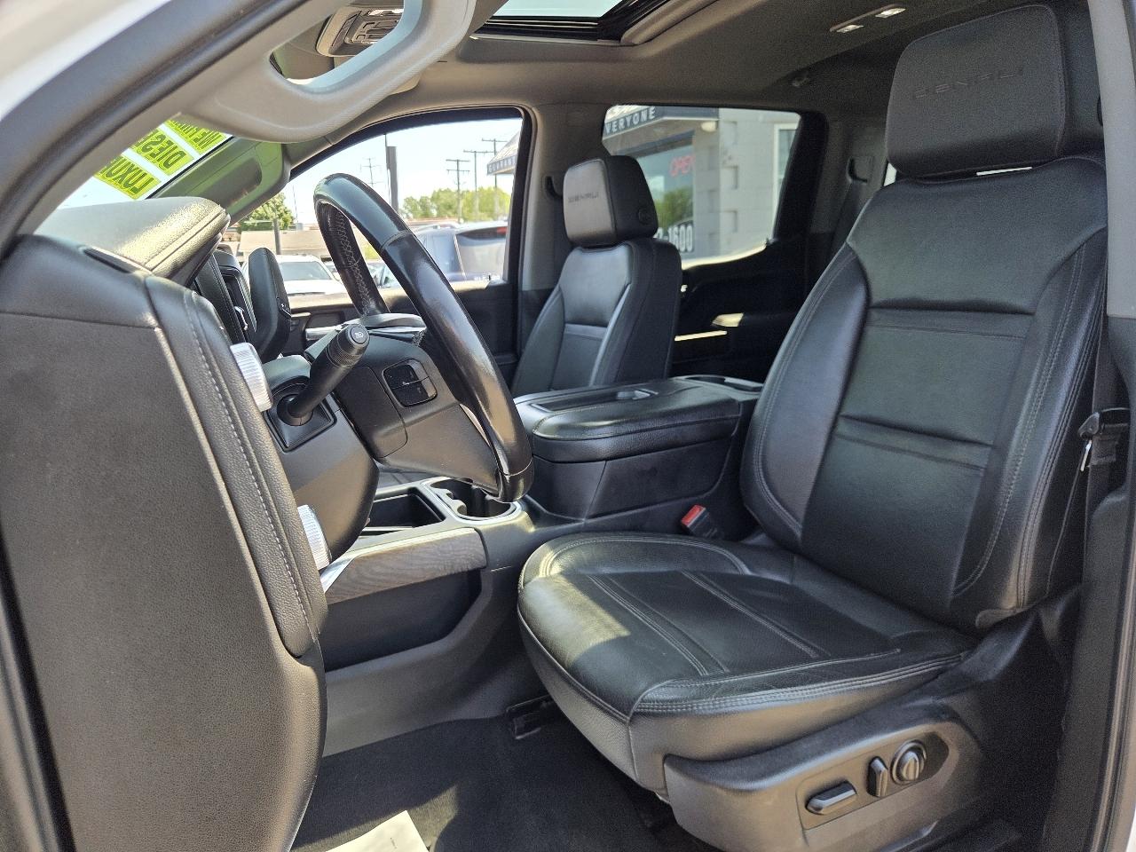 GMC Sierra 1500 Denali Crew Cab 4WD 2021