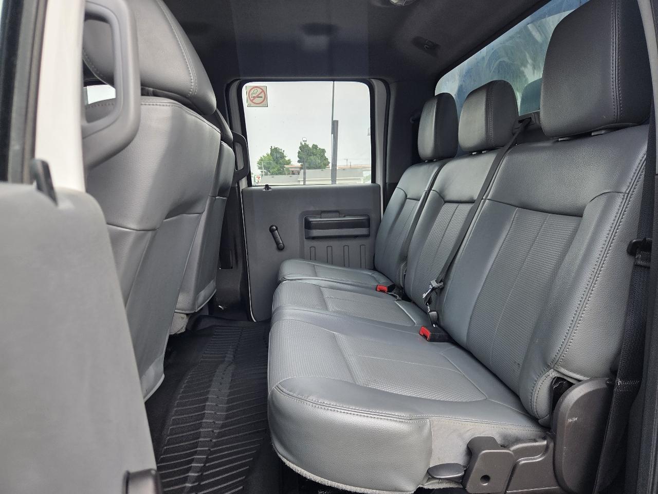 Ford F-450 SD XL Crew Cab DRW 4WD 2014