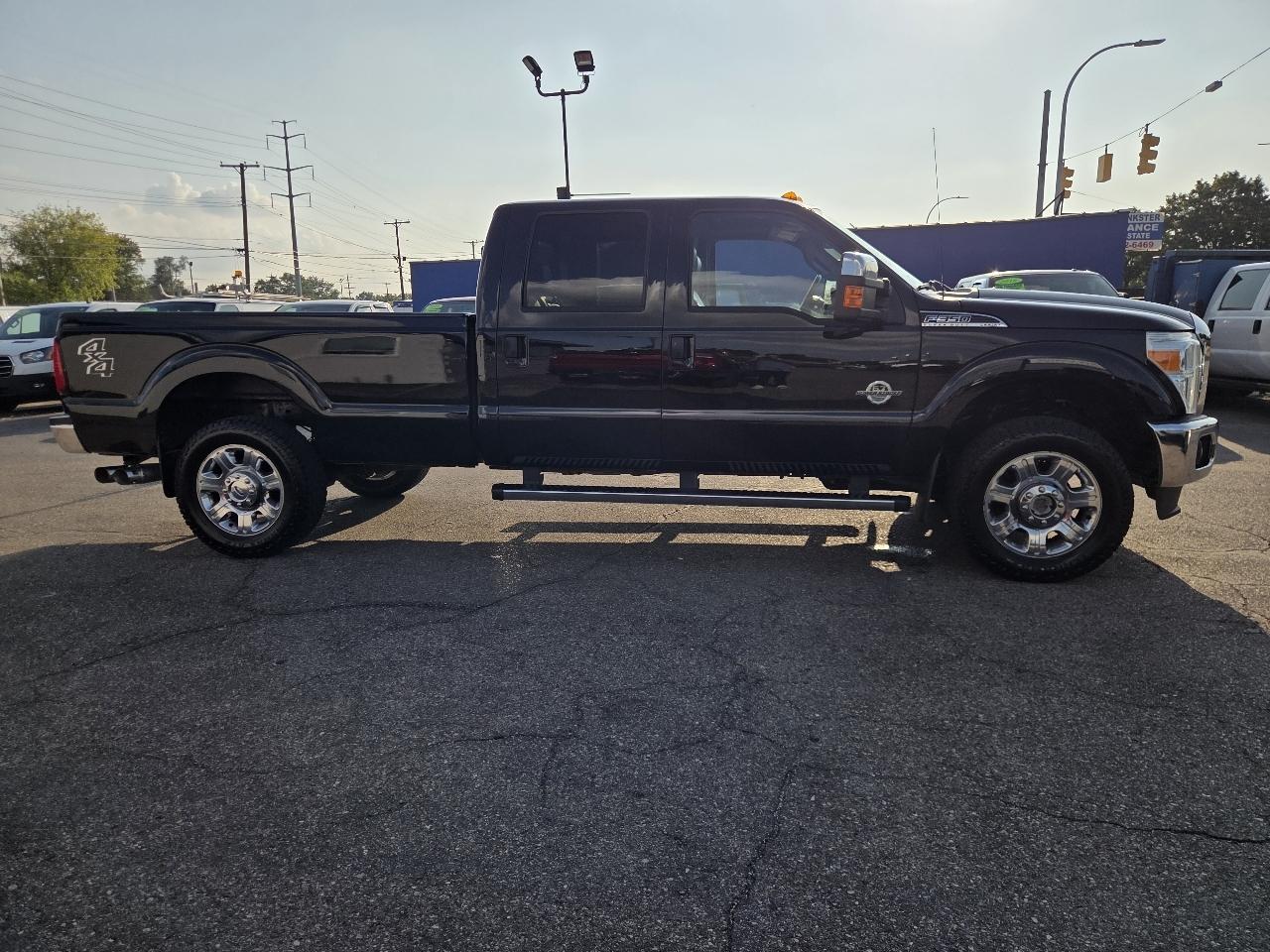Ford F-350 SD Lariat Crew Cab Long Bed 4WD 2016