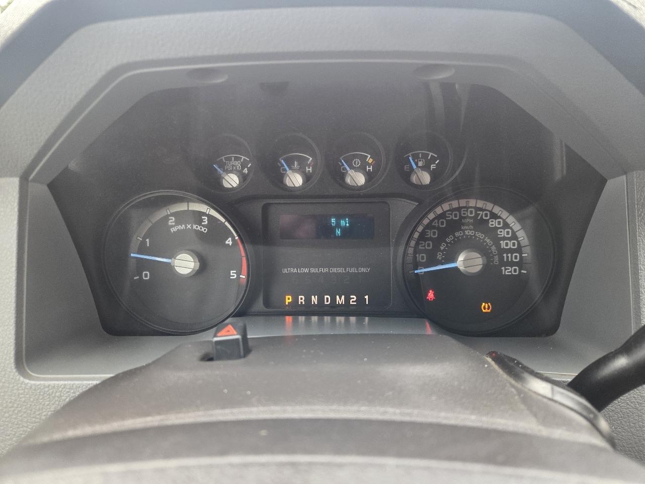 Ford F-250 SD XLT Crew Cab Long Bed 4WD 2016