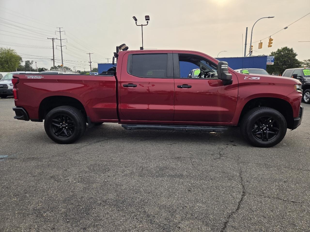 Chevrolet Silverado 1500 LT Trail Boss Crew Cab Long Box 4WD 2021