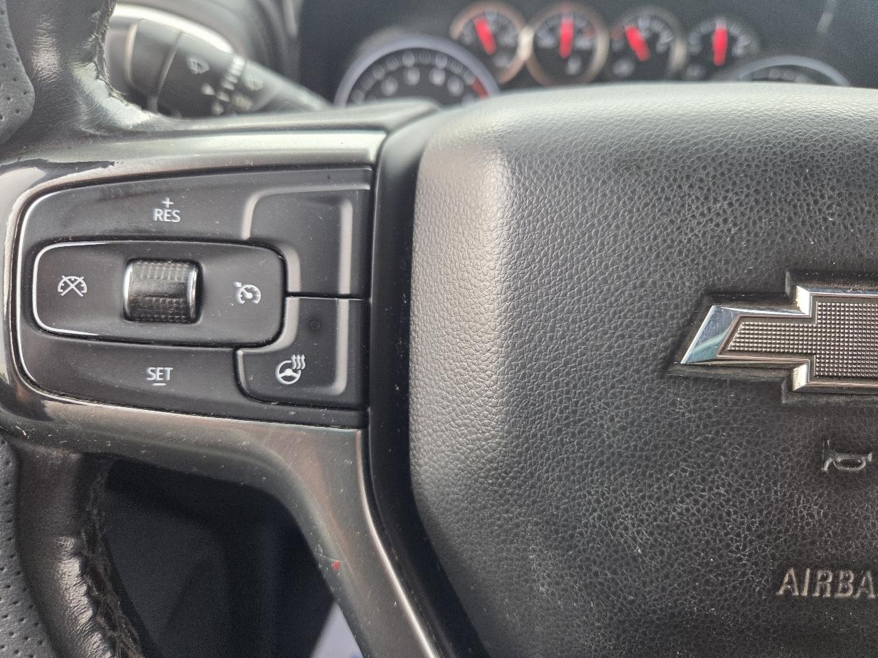 Chevrolet Silverado 1500 LT Trail Boss Crew Cab Long Box 4WD 2021
