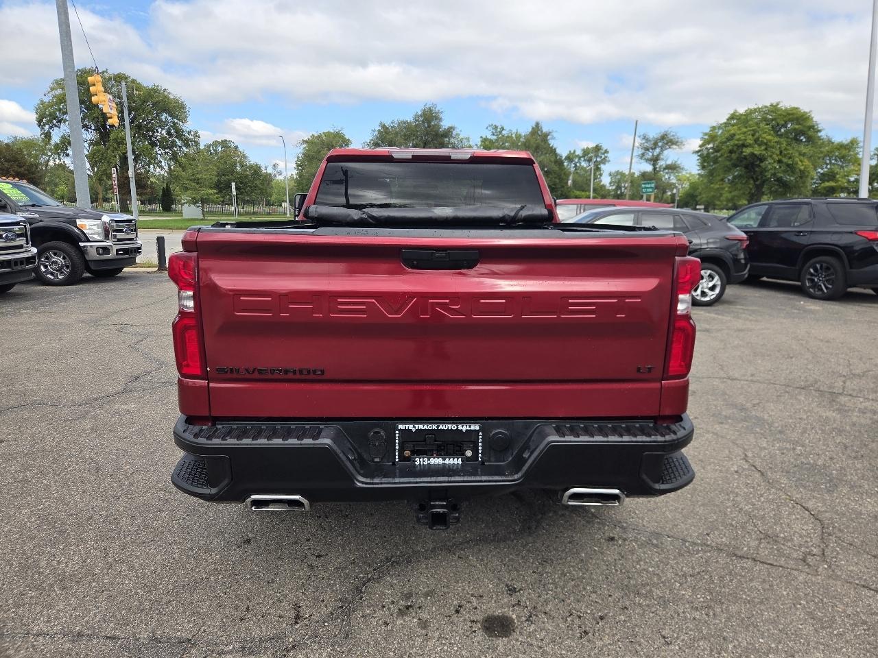 Chevrolet Silverado 1500 LT Trail Boss Crew Cab Long Box 4WD 2021
