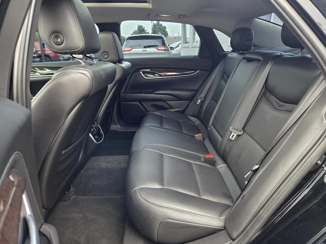 Cadillac XTS Luxury AWD 2017