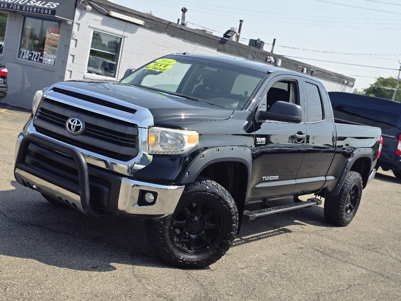 Toyota Tundra SR5 5.7L V8 Double Cab 4WD 2014