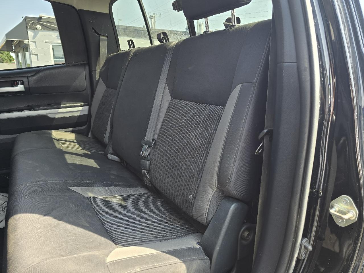 Toyota Tundra SR5 5.7L V8 Double Cab 4WD 2014