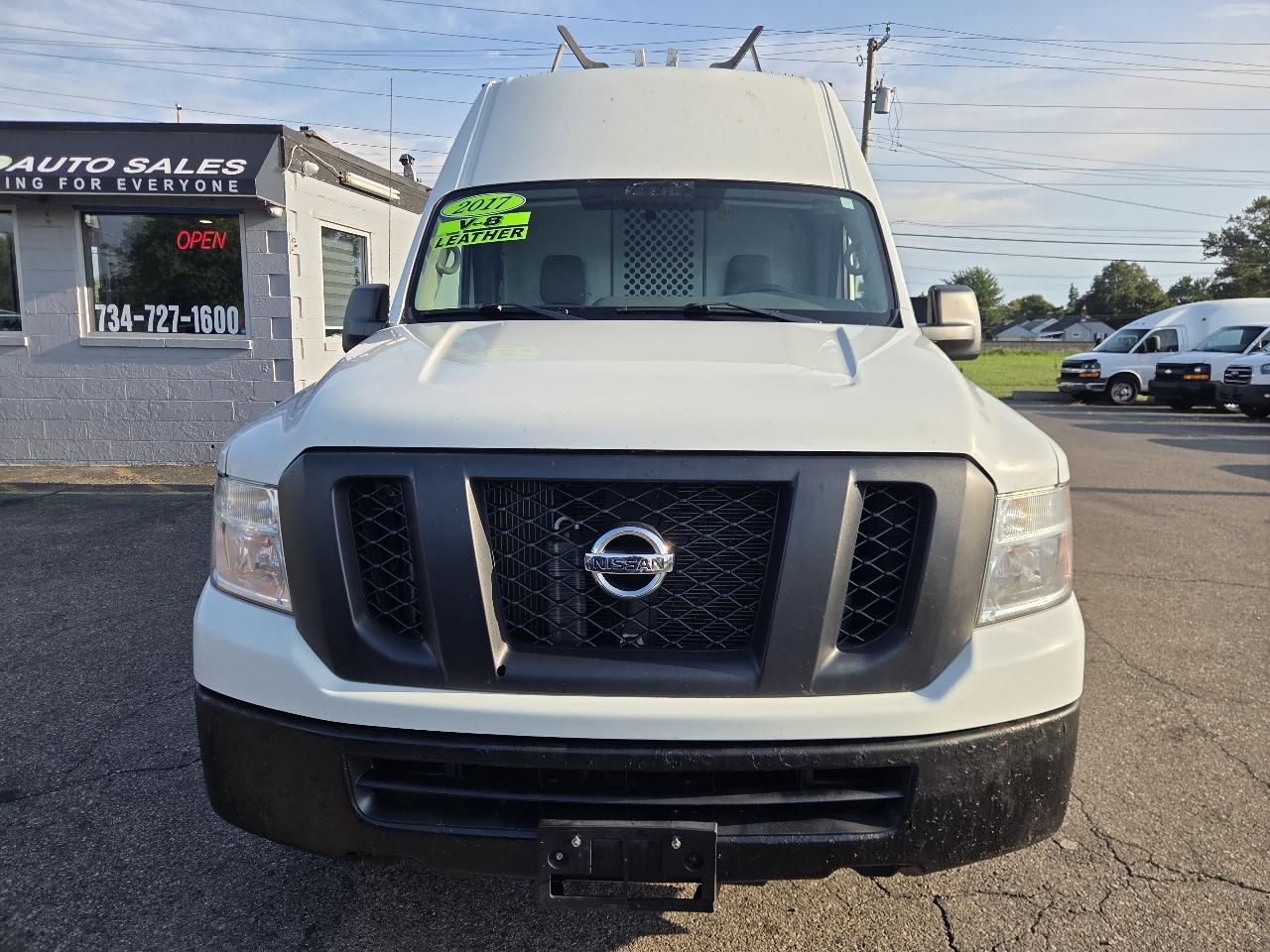 Nissan NV Cargo 2500 HD SV V8 High Roof 2017