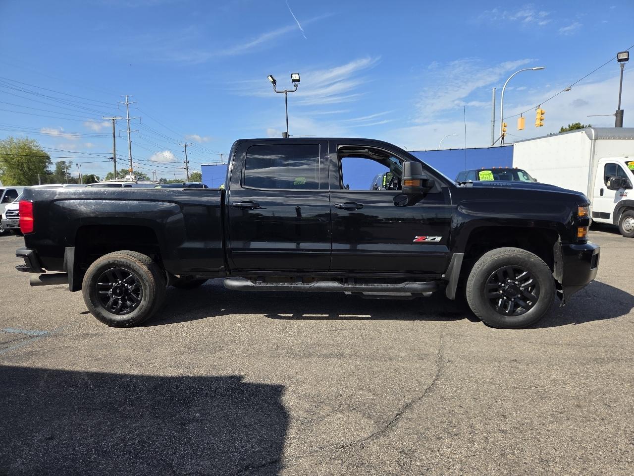 Chevrolet Silverado 2500HD LTZ Crew Cab 4WD 2018
