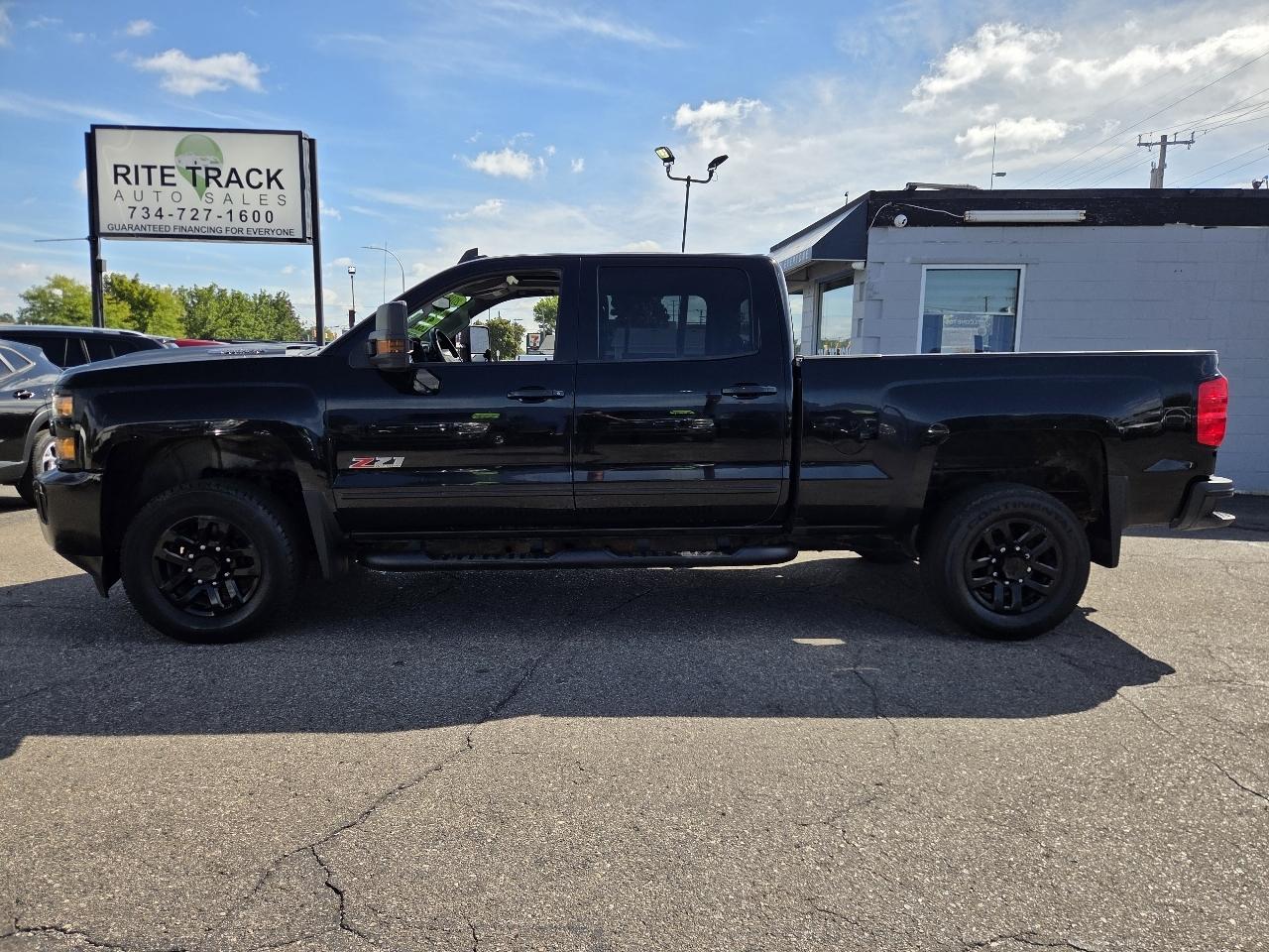 Chevrolet Silverado 2500HD LTZ Crew Cab 4WD 2018