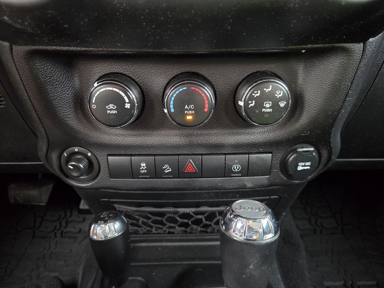 Jeep Wrangler  2017