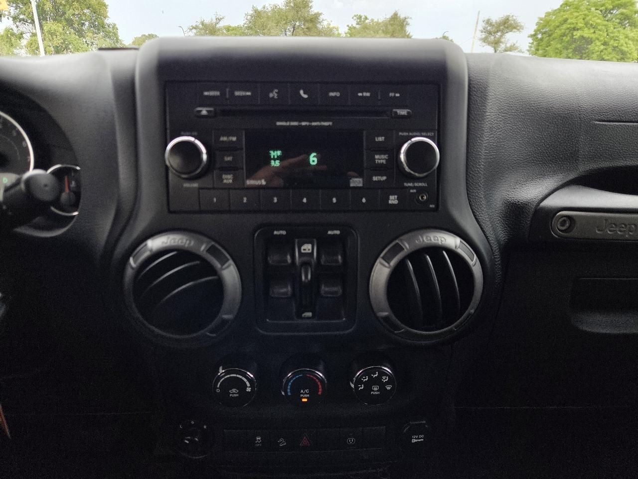 Jeep Wrangler  2017