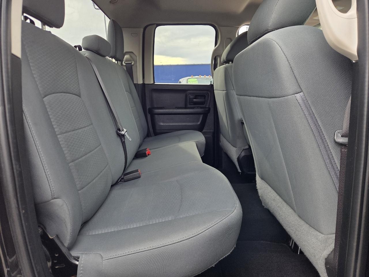 RAM 1500 Tradesman Quad Cab 4WD 2018