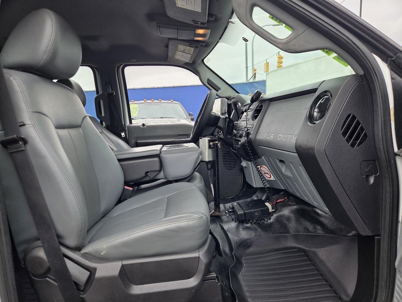Ford F-450 SD Crew Cab DRW 4WD 2014