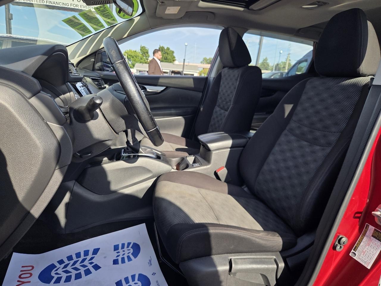 Nissan Rogue Sport SV 2020