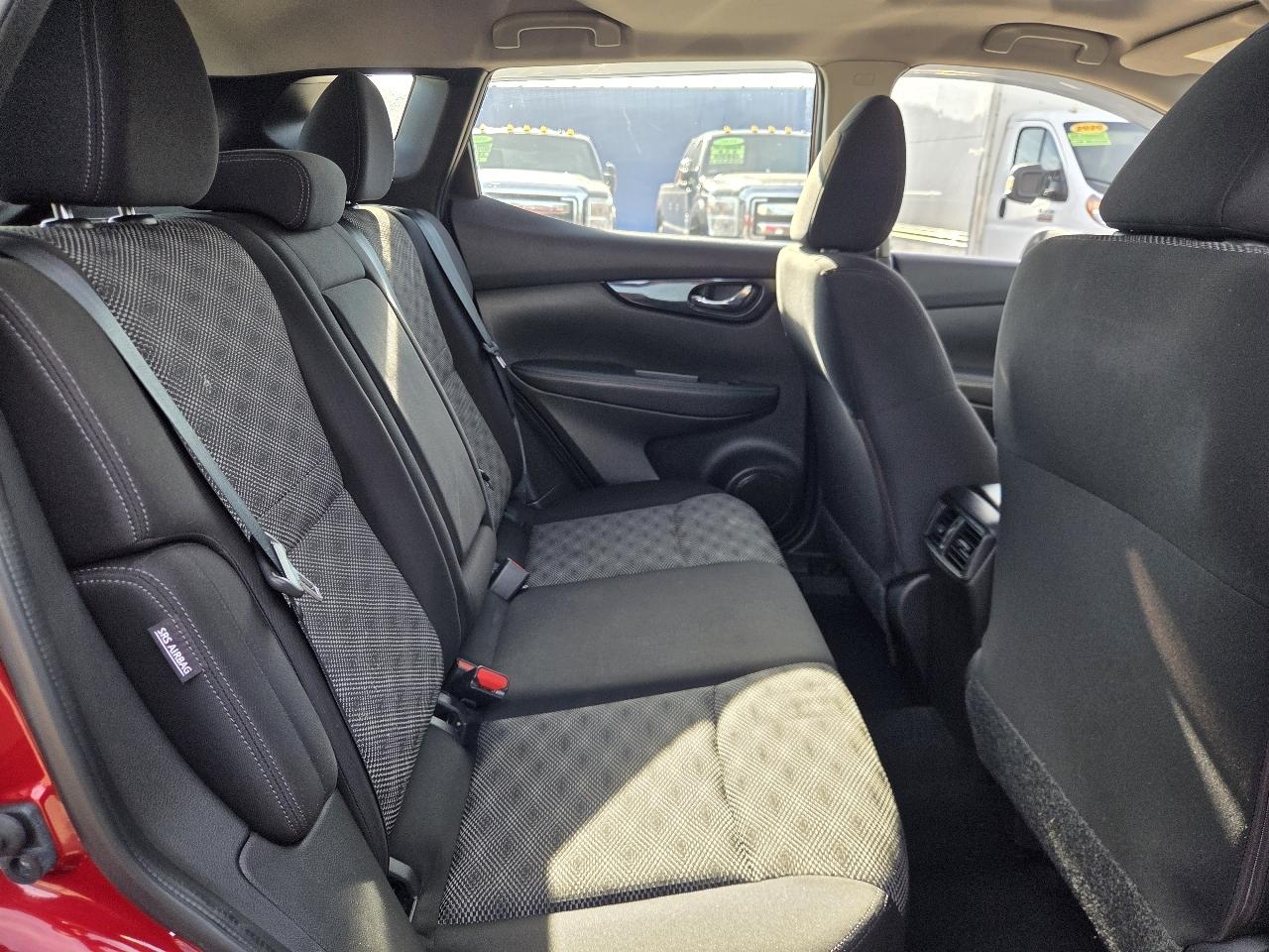 Nissan Rogue Sport SV 2020