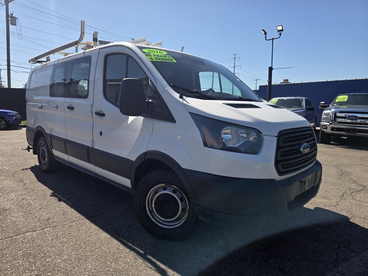 Ford Transit 150 Van Low Roof 60/40 Pass. 130-in. WB 2016