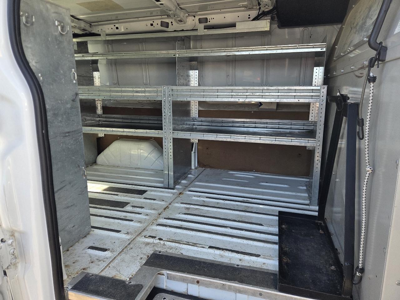 Ford Transit 150 Van Low Roof 60/40 Pass. 130-in. WB 2016