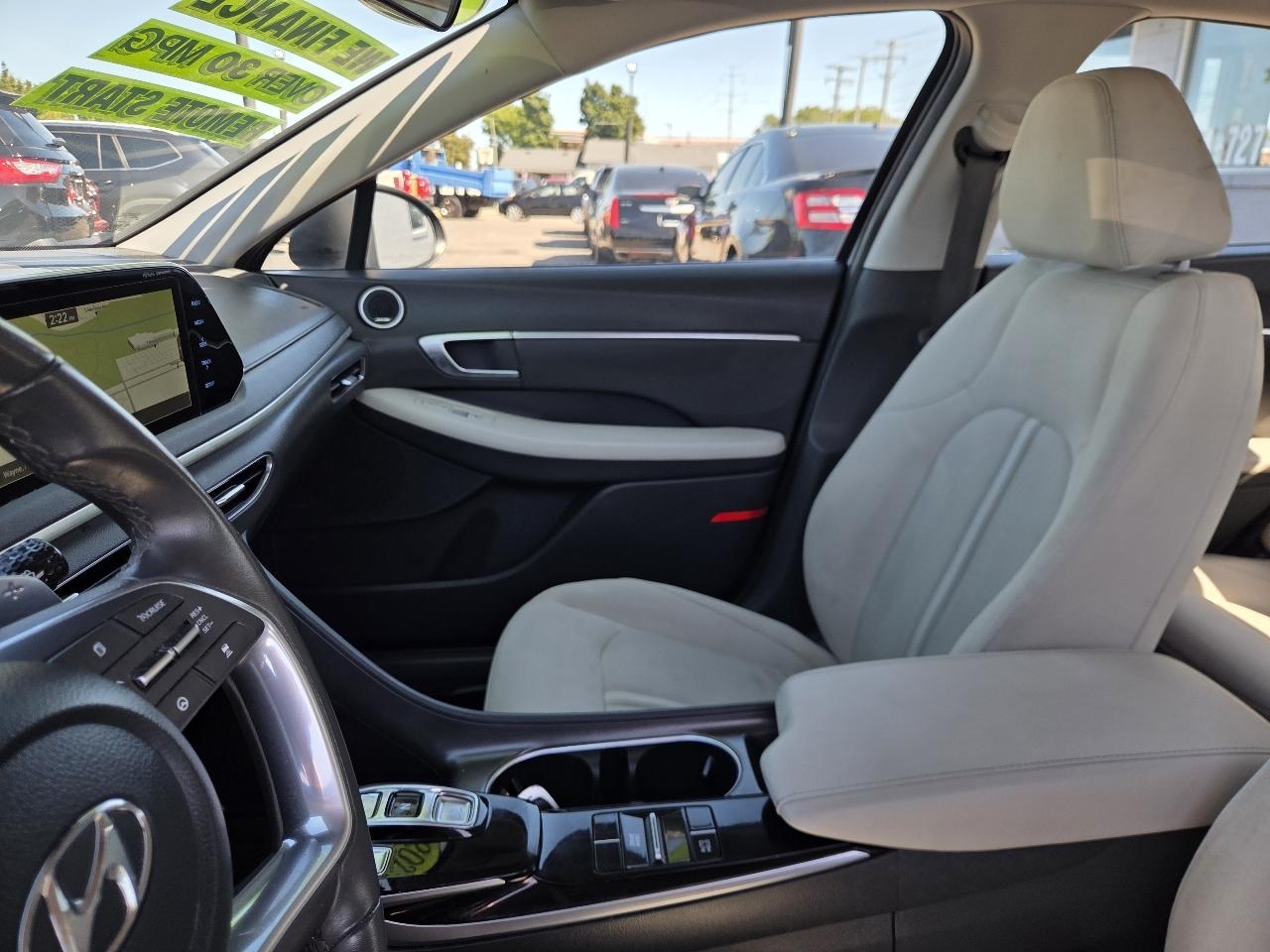 Hyundai Sonata Hybrid SEL 2023