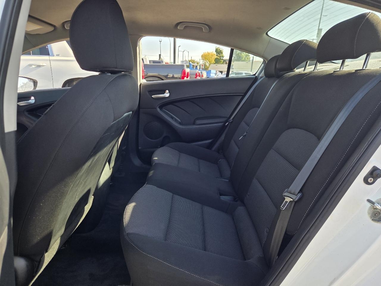 Kia Forte LX 6A 2017
