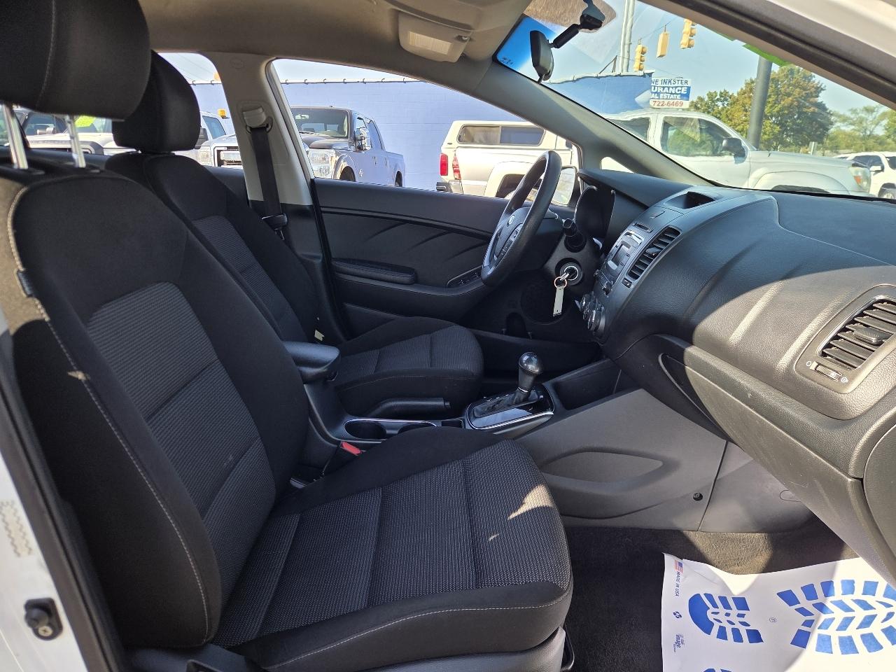 Kia Forte LX 6A 2017