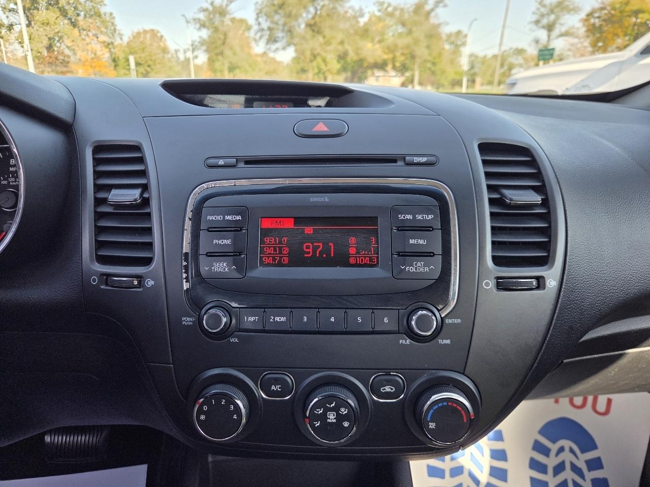 Kia Forte LX 6A 2017